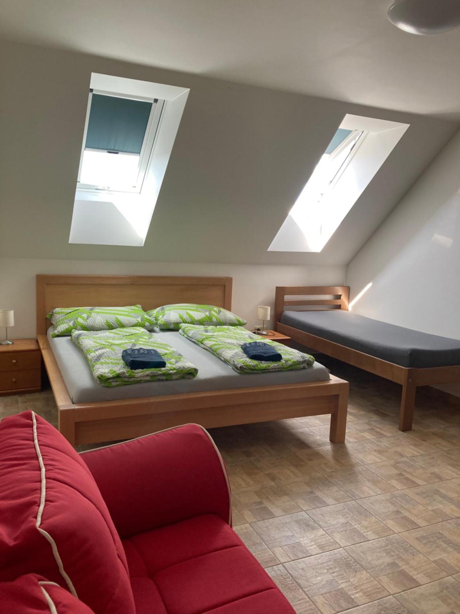 Apartmany S Klimatizaci - Penzion U Kudlacku Pouzdrany Eksteriør bilde